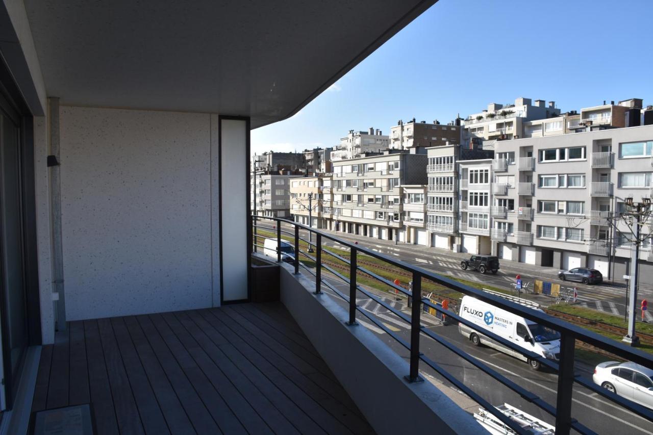 Lichtrijk 2-Slaapkamerappartement Met Zeezicht En Gratis Parking ออสเทนด์ ภายนอก รูปภาพ