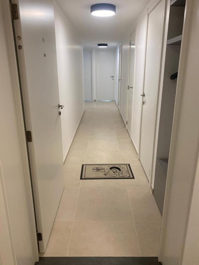 Lichtrijk 2-Slaapkamerappartement Met Zeezicht En Gratis Parking ออสเทนด์ ภายนอก รูปภาพ