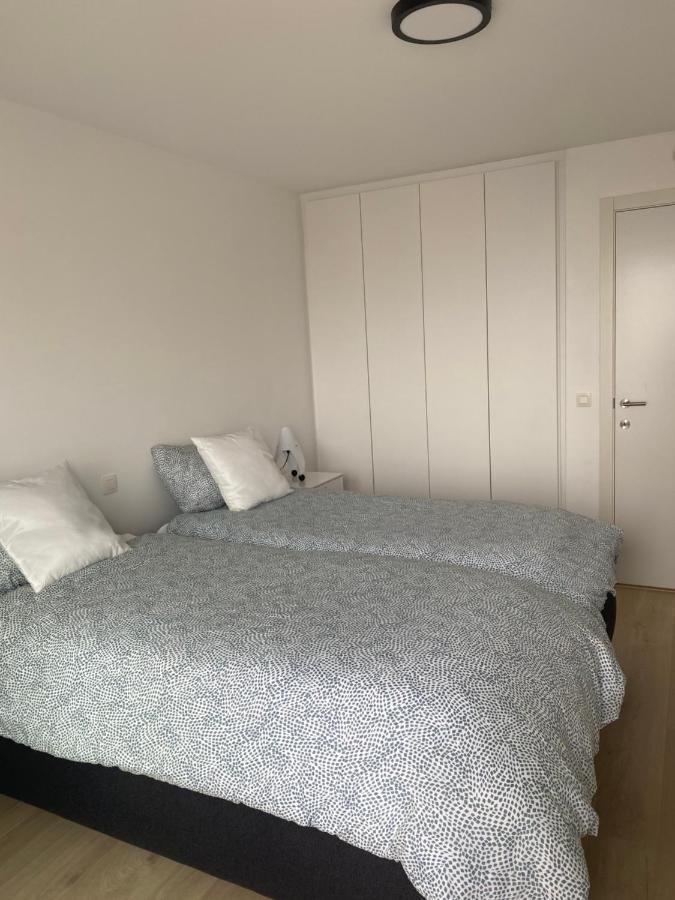Lichtrijk 2-Slaapkamerappartement Met Zeezicht En Gratis Parking ออสเทนด์ ภายนอก รูปภาพ