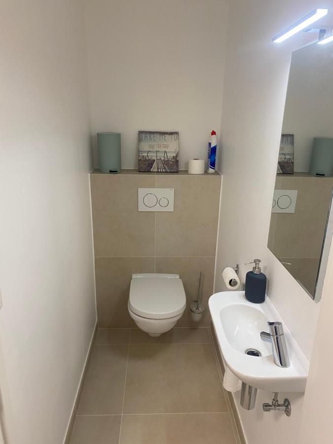 Lichtrijk 2-Slaapkamerappartement Met Zeezicht En Gratis Parking ออสเทนด์ ภายนอก รูปภาพ